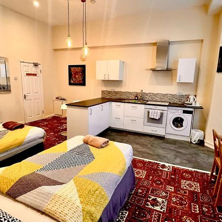 Castle Lodge Guest House 86-88 Sheil Rd L6 3Af ليفربول المظهر الخارجي الصورة