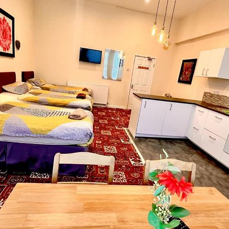 Castle Lodge Guest House 86-88 Sheil Rd L6 3Af ليفربول المظهر الخارجي الصورة