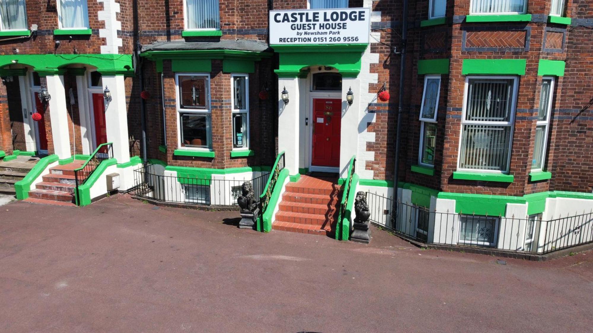 Castle Lodge Guest House 86-88 Sheil Rd L6 3Af ليفربول المظهر الخارجي الصورة