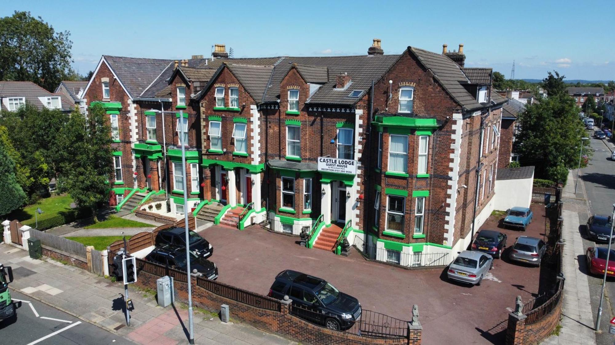 Castle Lodge Guest House 86-88 Sheil Rd L6 3Af ليفربول المظهر الخارجي الصورة