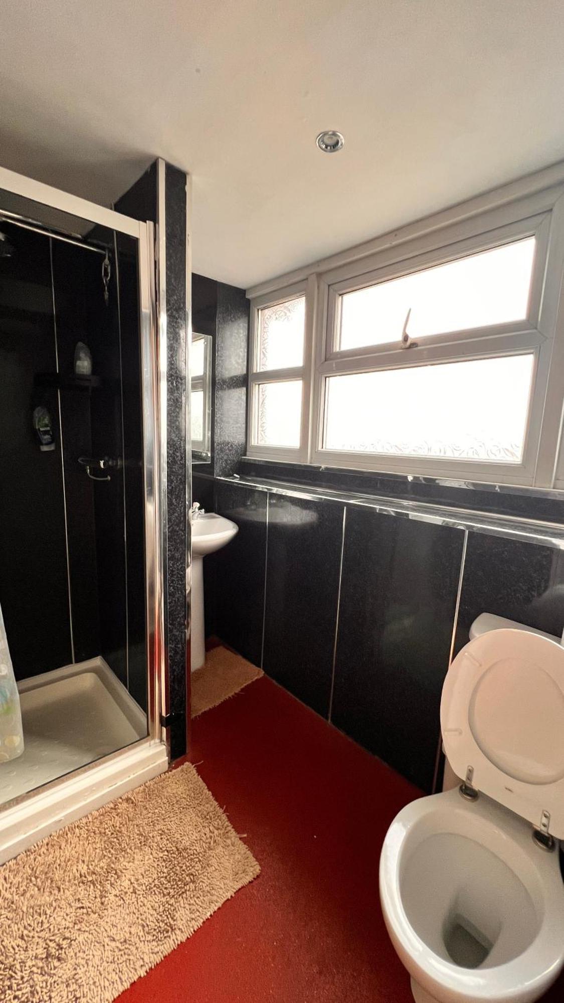 Castle Lodge Guest House 86-88 Sheil Rd L6 3Af ليفربول المظهر الخارجي الصورة